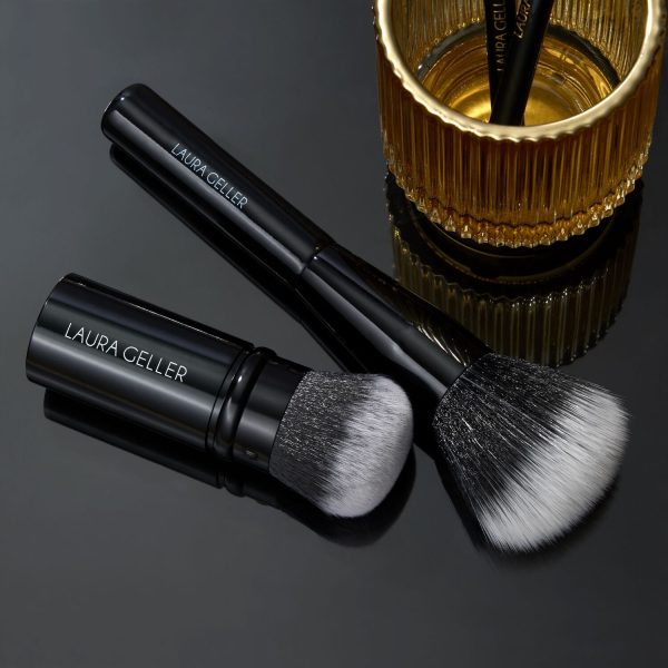 Blending Beauties 2 PC Face Brush Set - Image 6